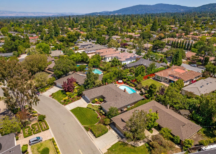 Cal Coast Roofing contractor serving Saratoga, CA